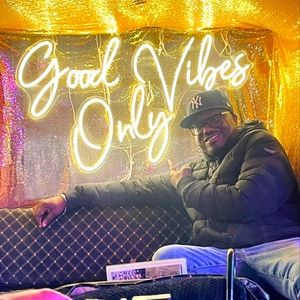 Meet your Posher, Tai